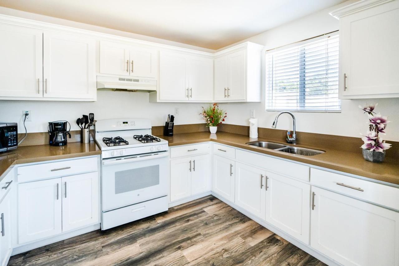 Spacious 5 Bedroom 3 Bath Modern Home By Downtown La With Parking 洛杉矶 外观 照片