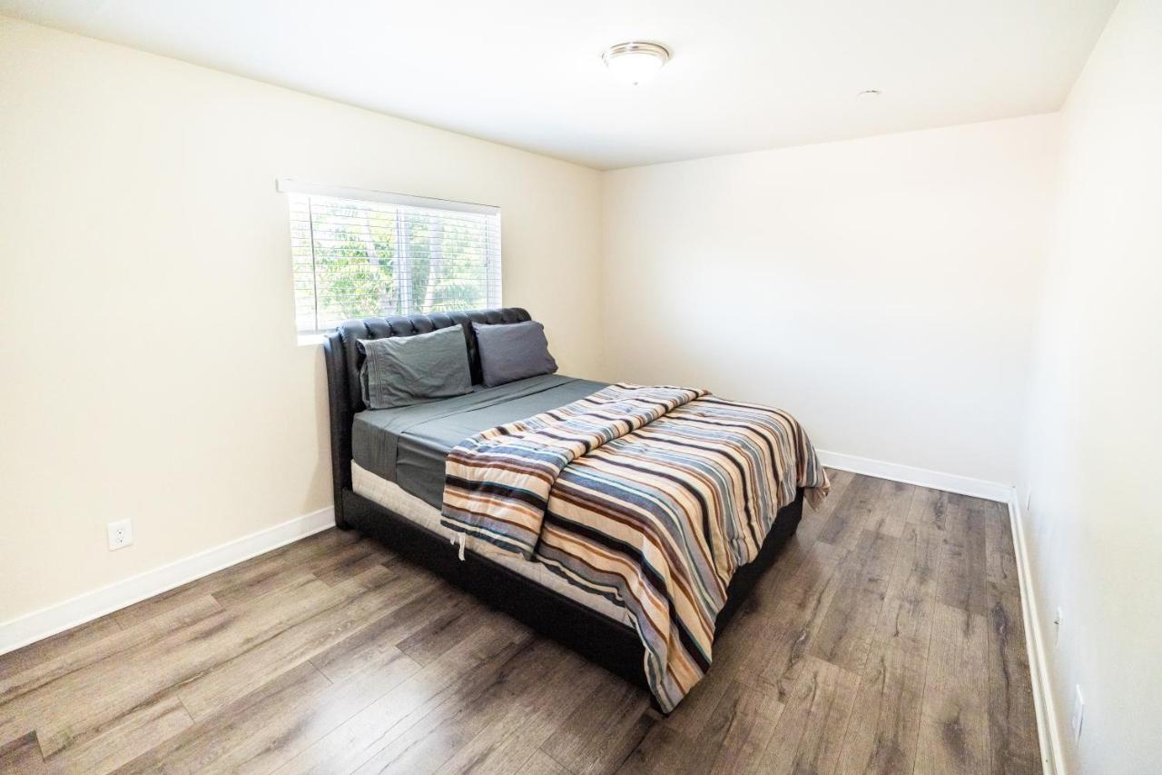 Spacious 5 Bedroom 3 Bath Modern Home By Downtown La With Parking 洛杉矶 外观 照片